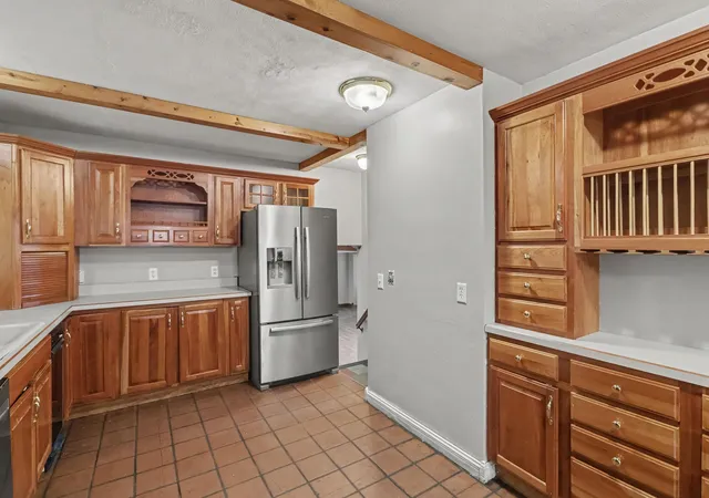 Photo 4 of Single family home for sale at 42910 Evergreen Park Dr, Decatur Township Van Buren, MI 49045 | MLS# 69026044716 | Listing updated on 2026-09-10