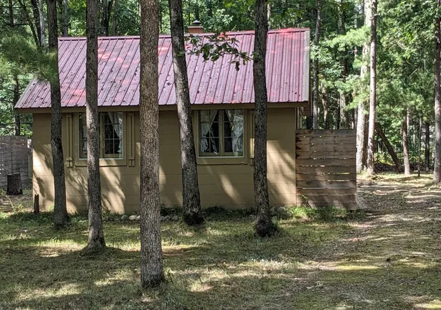 2nd image of 1640 W Bartlett Rd, Peacock Township Lake, MI 49304 | MLS# 71026044711