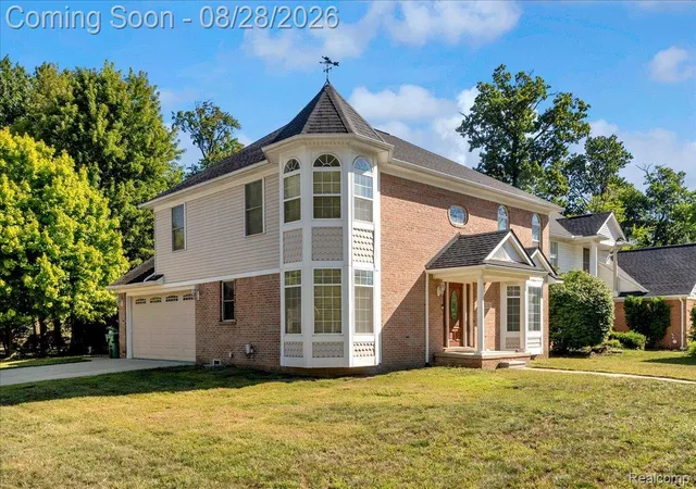 Photo 3 of Single family home for sale at 32320 Lespedeza Ave, Garden City City Wayne, MI 48135 | MLS# 20261067715 | Listing updated on 2026-09-16
