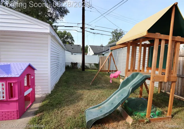 Photo 20 of Single family home for sale at 34280 Harroun St, Wayne City Wayne, MI 48184 | MLS# 20261067719 | Listing updated on 2026-09-02