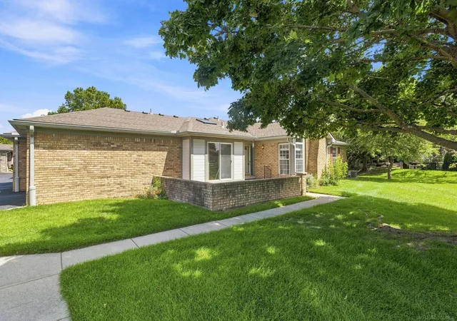 Photo 1 of Sale Pending at 48490 Piedmont Ct, Shelby Charter Township Macomb, MI 48315 | MLS# 58050219631 | Listing updated on 2026-10-04