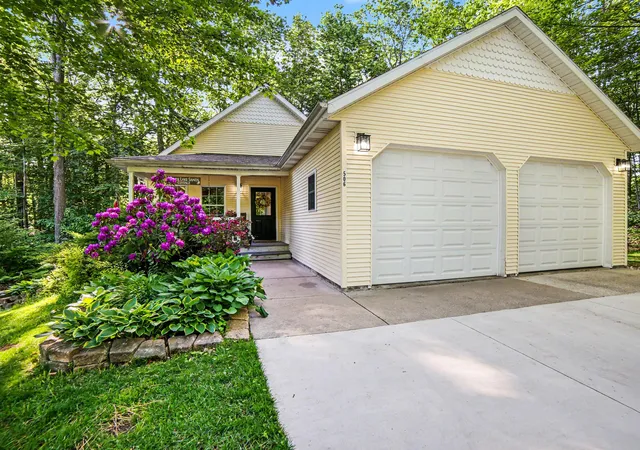 1st image of 506 N Northern Lights Rd, Golden Township Oceana, MI 49436 | MLS# 71026044718