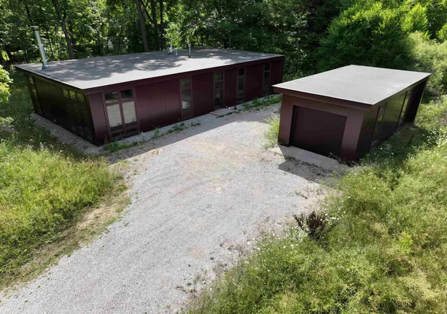 Photo 4 of Single family home for sale at 626 N Thunder Rd, Leelanau Township Leelanau, MI 49670 | MLS# 78080072753 | Listing updated on 2026-08-27