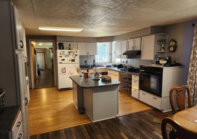 5th image of 347 W Foss Ave, Lincoln Township Newaygo, MI 49349 | MLS# 72026044724