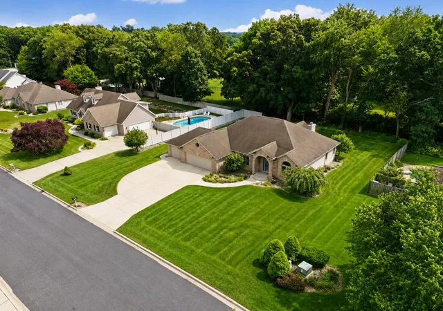 3rd image of 5375 Brandy Ave, Oshtemo Charter Township Kalamazoo, MI 49009 | MLS# 66026044725