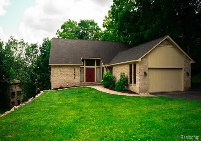 Photo 2 of Single family home for sale at 8454 Fawn Valley Dr, Independence Charter Township Oakland, MI 48348 | MLS# 20261067756 | Listing updated on 2026-09-01