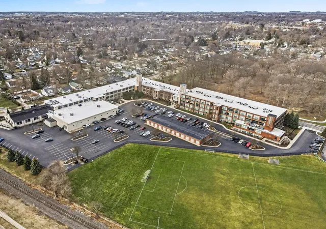 38th image of 533 Columbia Ave #009, Holland City Ottawa, MI 49423 | MLS# 71026044731