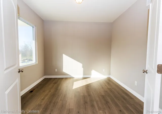 Photo 3 of Single family home for sale at 5583 Morgan Lake Dr, Independence Charter Township Oakland, MI 48348 | MLS# 20261067772 | Listing updated on 2026-10-11
