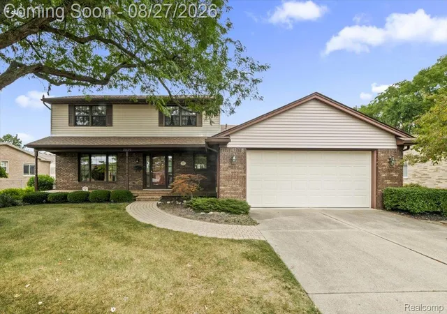 Photo 1 of Sale Pending at 26820 Cecile St, Dearborn Heights City Wayne, MI 48127 | MLS# 20261067774 | Listing updated on 2026-09-10