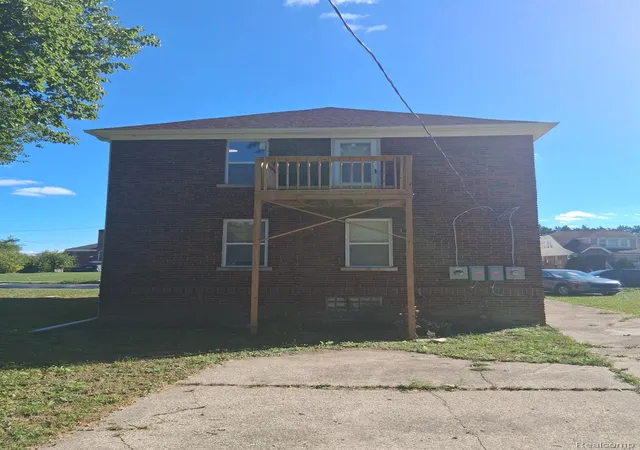 2nd image of 15231 Evanston St, Detroit City Wayne, MI 48224 | MLS# 20261067778