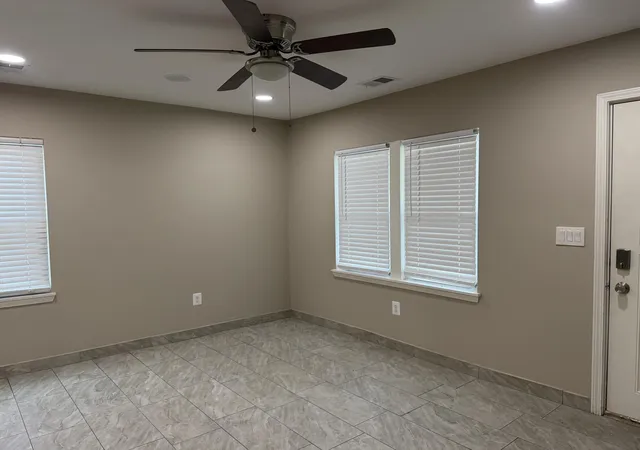Photo 4 of Single family home for sale at 12737 Couwlier Ave, Warren City Macomb, MI 48089 | MLS# 81026044743 | Listing updated on 2026-09-15