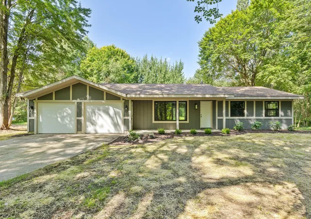 Photo 1 of Single family home for sale at 7761 Hanna Lake Ave Se, Gaines Charter Township Kent, MI 49316 | MLS# 65026044755 | Listing updated on 2026-09-09
