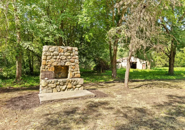 Photo 4 of Single family home for sale at 7761 Hanna Lake Ave Se, Gaines Charter Township Kent, MI 49316 | MLS# 65026044755 | Listing updated on 2026-09-09