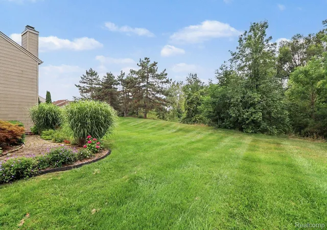 Photo 31 of Condo for sale at 699 Charing Ct, Rochester Hills City Oakland, MI 48307 | MLS# 20261067796 | Listing updated on 2026-09-04