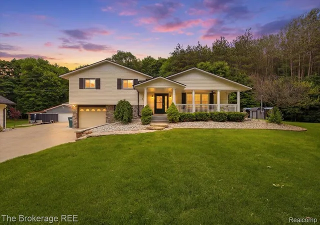 Photo 2 of Single family home for sale at 440 N Elm Grove Rd, Elba Township Lapeer, MI 48446 | MLS# 20261067805 | Listing updated on 2026-09-06