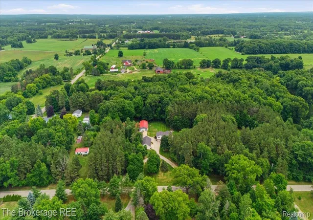 Photo 3 of Single family home for sale at 440 N Elm Grove Rd, Elba Township Lapeer, MI 48446 | MLS# 20261067805 | Listing updated on 2026-09-06