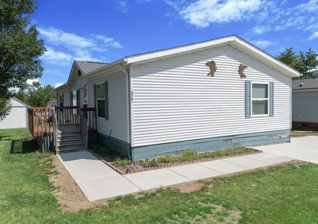 3rd image of 3761 Tag Alder Rdg, Dryden Township Lapeer, MI 48428 | MLS# 58050219655