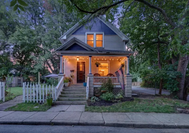 2nd image of 611 Elmwood Ct, Kalamazoo City Kalamazoo, MI 49007 | MLS# 66026044764