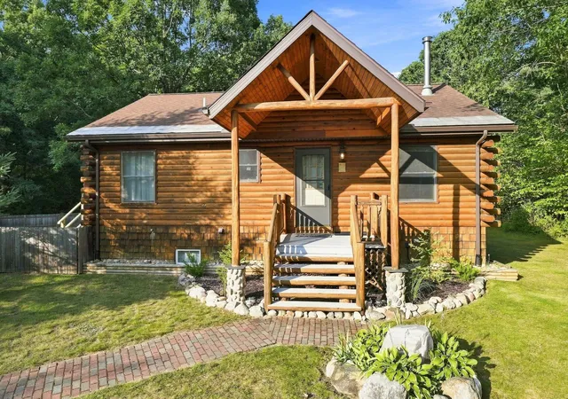 1st image of 2085 E Mannsiding Rd, Hatton Township Clare, MI 48625 | MLS# 78080072775