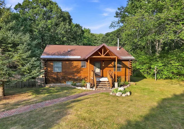 62nd image of 2085 E Mannsiding Rd, Hatton Township Clare, MI 48625 | MLS# 78080072775