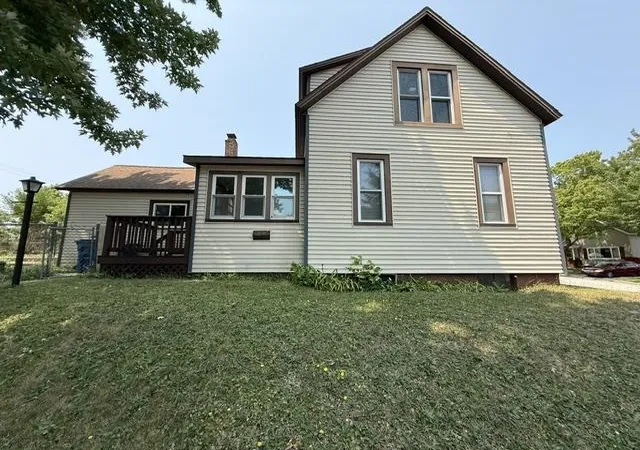 Photo 1 of Sale Pending at 510 5th St, Ludington City Mason, MI 49431 | MLS# 78080072776 | Listing updated on 2026-09-23