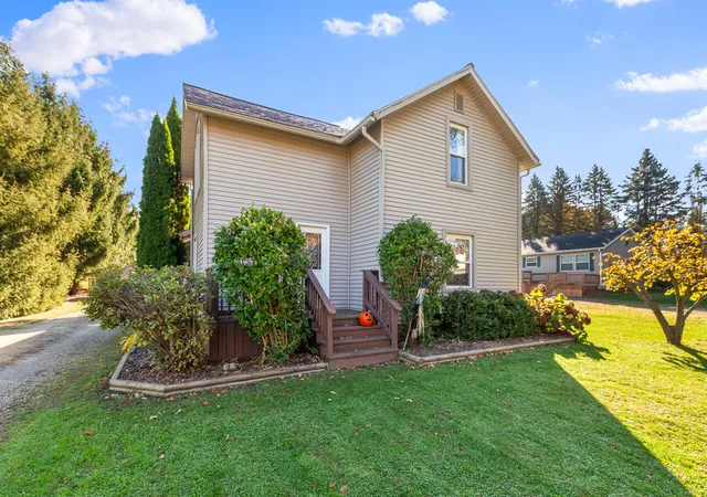 3rd image of 3591 Steamburg Rd, Cambria Township Hillsdale, MI 49242 | MLS# 81026044774