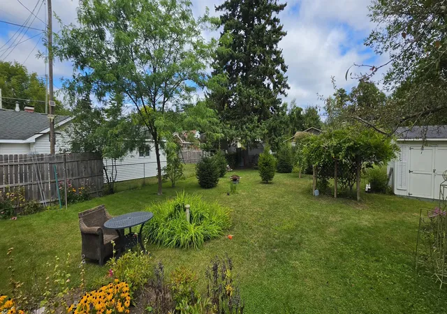 Photo 3 of Single family home for sale at 130 Grant St, Unknown Out Of State, MI 48730 | MLS# 77080072777 | Listing updated on 2026-08-27