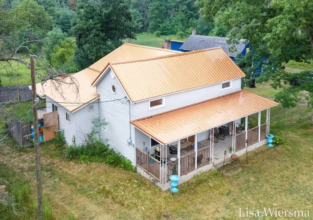 2nd image of 4393 E 8th St, Everett Township Newaygo, MI 49349 | MLS# 65026044779