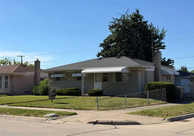 Photo 1 of Single family home for sale at 8495 Potomac, Center Line City Macomb, MI 48015 | MLS# 20261067869 | Listing updated on 2026-08-25