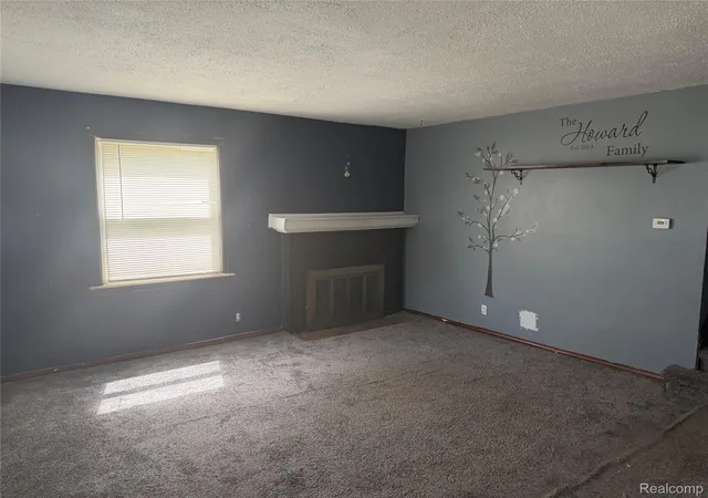 Photo 3 of Single family home for sale at 26721 Lehner St, Roseville City Macomb, MI 48066 | MLS# 20261067872 | Listing updated on 2026-08-26