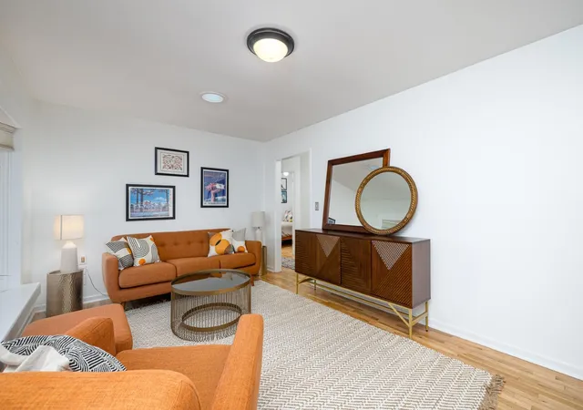 5th image of 3163 Baylis Dr, Ann Arbor City Washtenaw, MI 48108 | MLS# 81026044796
