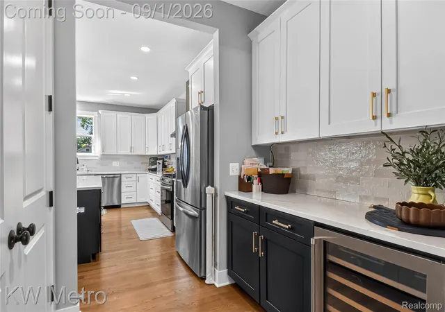 Photo 3 of Single family home for sale at 604 Forest Ave, Royal Oak City Oakland, MI 48067 | MLS# 20261067879 | Listing updated on 2026-10-09