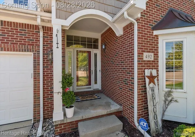 Photo 3 of Condo for sale at 492 Delmar Ct, Highland Charter Township Oakland, MI 48357 | MLS# 20261067881 | Listing updated on 2026-09-15