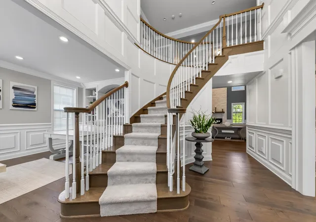 3rd image of 50770 Breckenridge Dr, Canton Charter Township Wayne, MI 48187 | MLS# 81026044799