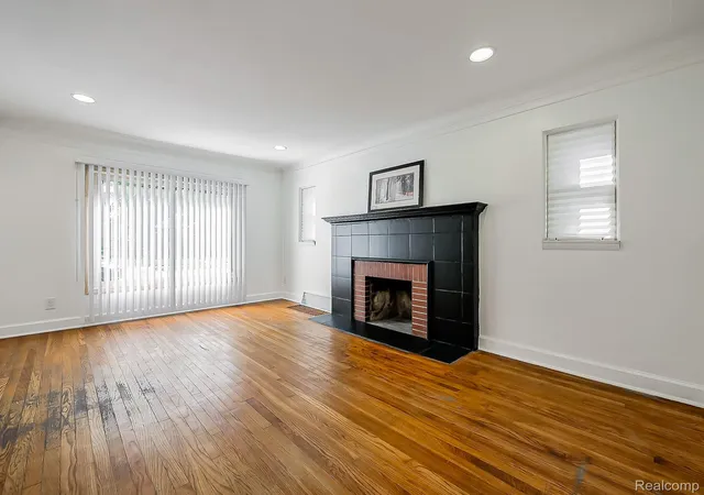 Photo 2 of Single family home for sale at 16861 Cruse St, Detroit City Wayne, MI 48235 | MLS# 20261067886 | Listing updated on 2026-08-31