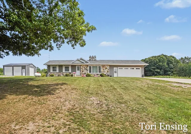 2nd image of 2624 100th Ave, Hinton Township Mecosta, MI 48850 | MLS# 65026044800