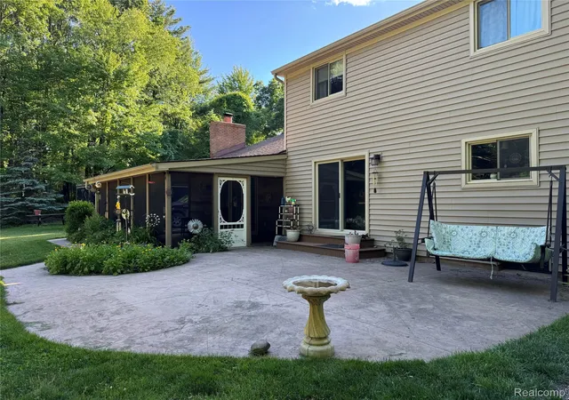 Photo 3 of Single family home for sale at 3947 Cheyenne Ct, Addison Township Oakland, MI 48370 | MLS# 20261067888 | Listing updated on 2026-08-29