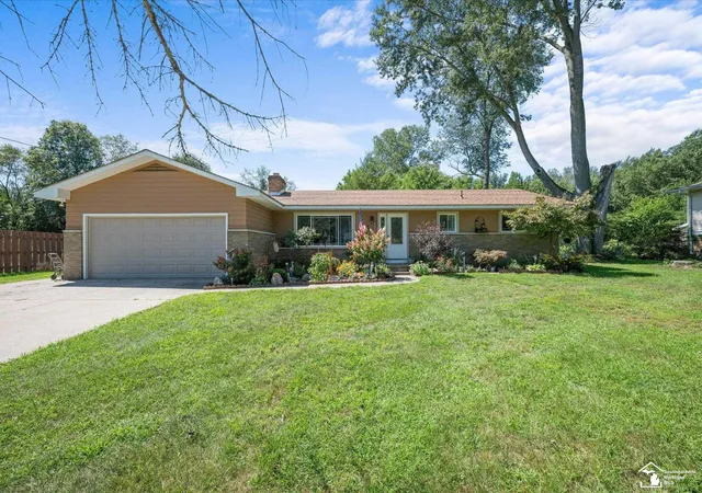 2nd image of 8417 Saratoga Dr, Bedford Township Monroe, MI 48144 | MLS# 57050219677