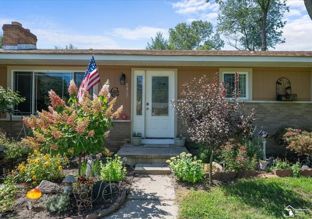 Photo 3 of Single family home for sale at 8417 Saratoga Dr, Bedford Township Monroe, MI 48144 | MLS# 57050219677 | Listing updated on 2026-09-03