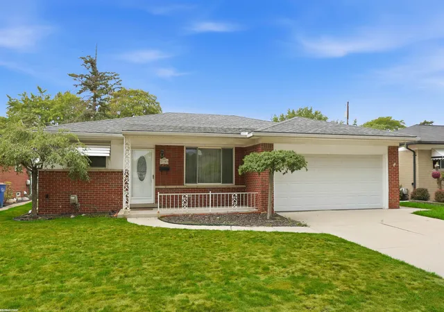 Photo 2 of Single family home for sale at 27767 Wagner Dr, Warren City Macomb, MI 48039 | MLS# 58050219678 | Listing updated on 2026-09-10