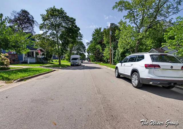 24th image of 2420 Mckee Ave Sw, Wyoming City Kent, MI 49509 | MLS# 65026044805