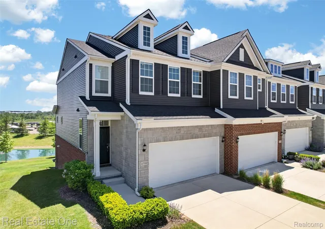 Photo 1 of Condo for sale at 4799 Broomfield Wy, Orion Charter Township Oakland, MI 48359 | MLS# 20261067904 | Listing updated on 2026-09-12