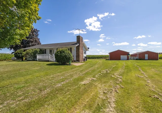 Photo 2 of Single family home for sale at 1061 Litchfield Rd, Butler Township Branch, MI 49082 | MLS# 62026044812 | Listing updated on 2026-08-25