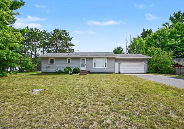 Photo 1 of Sale Pending at 3480 E Long Lake Rd, Long Lake Township Grand Traverse, MI 49685 | MLS# 78080072786 | Listing updated on 2026-09-17
