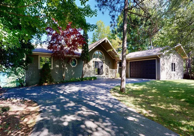 59th image of 2337 Nw Torch Lake Dr, Torch Lake Township Antrim, MI 49648 | MLS# 78080072787