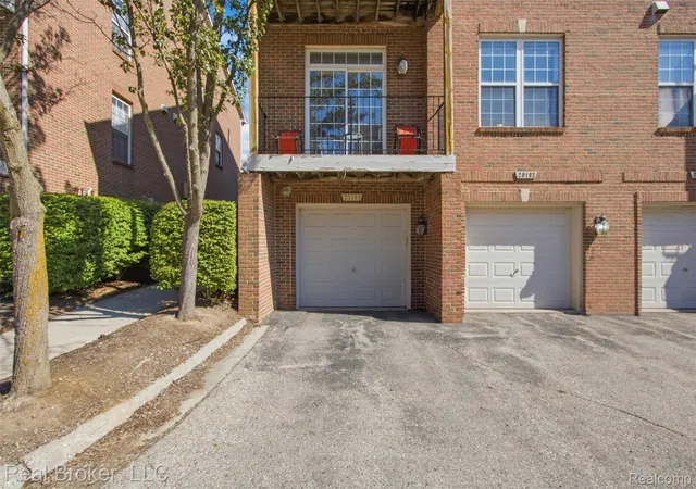 Photo 19 of Condo for sale at 20189 Rodeo Ct, Southfield City Oakland, MI 48075 | MLS# 20261067932 | Listing updated on 2026-08-28