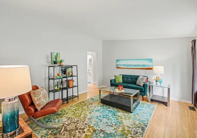 3rd image of 2812 Cumberland Ave, Ann Arbor City Washtenaw, MI 48104 | MLS# 81026044824