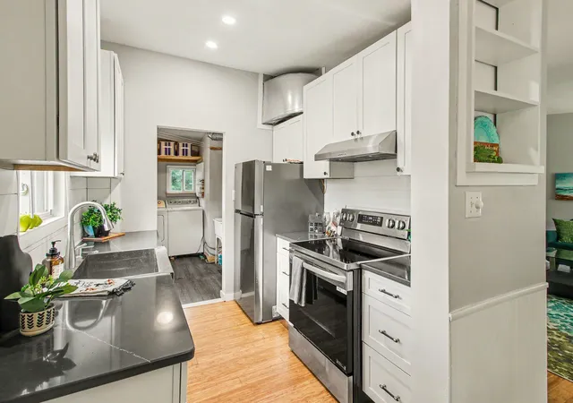 4th image of 2812 Cumberland Ave, Ann Arbor City Washtenaw, MI 48104 | MLS# 81026044824