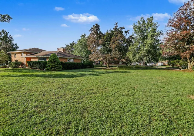 Photo 3 of Single family home for sale at 5030 Bronson Blvd, Portage City Kalamazoo, MI 49024 | MLS# 66026044828 | Listing updated on 2026-09-09