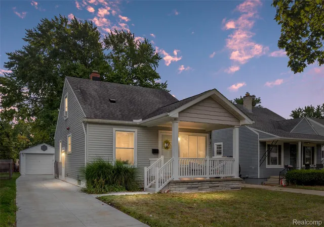 Photo 1 of Single family home for sale at 2164 Tyler Ave, Berkley City Oakland, MI 48072 | MLS# 20261067947 | Listing updated on 2026-08-30